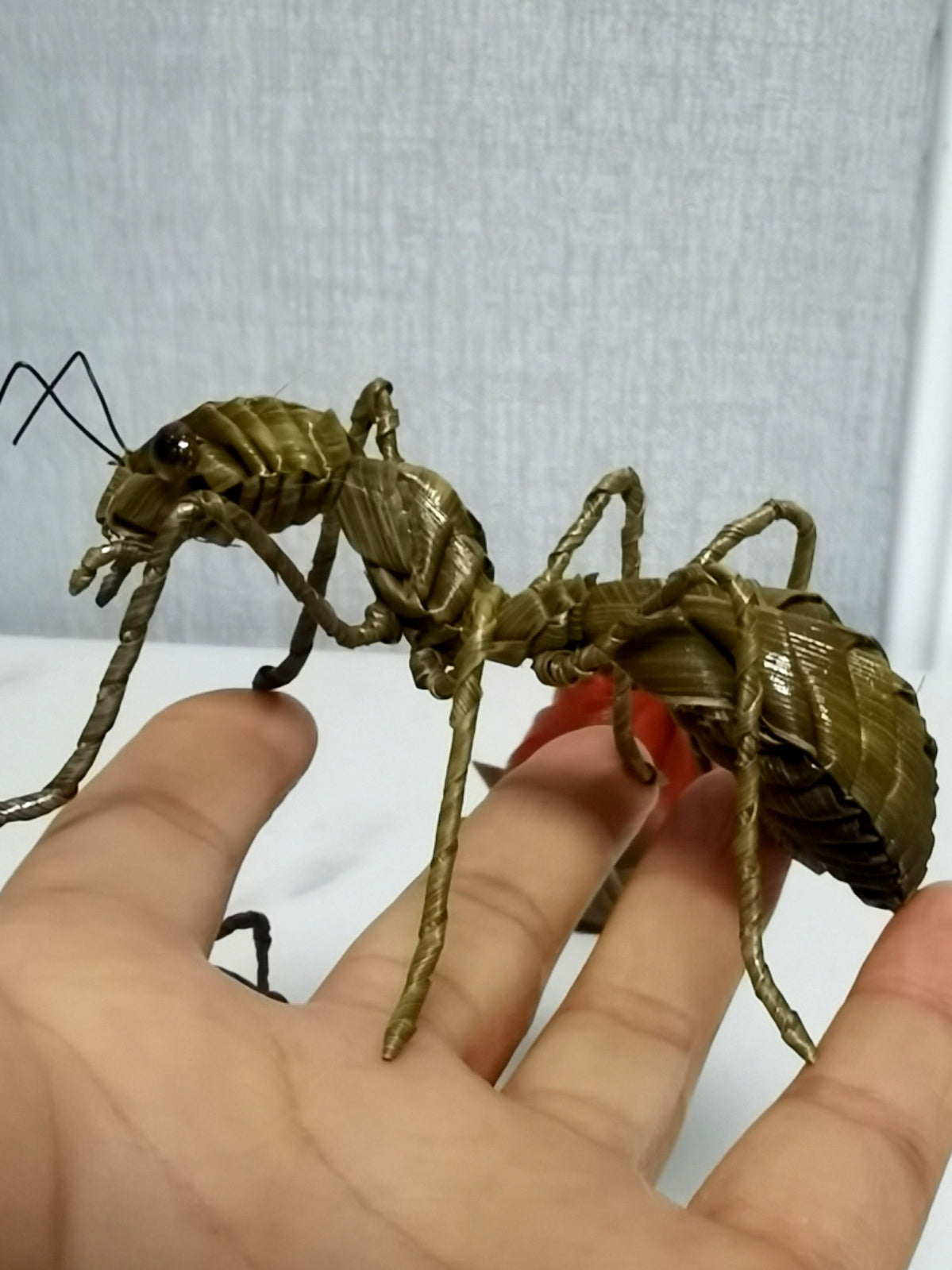 Handwoven Straw Ant – Traditional Chinese Folk Craft