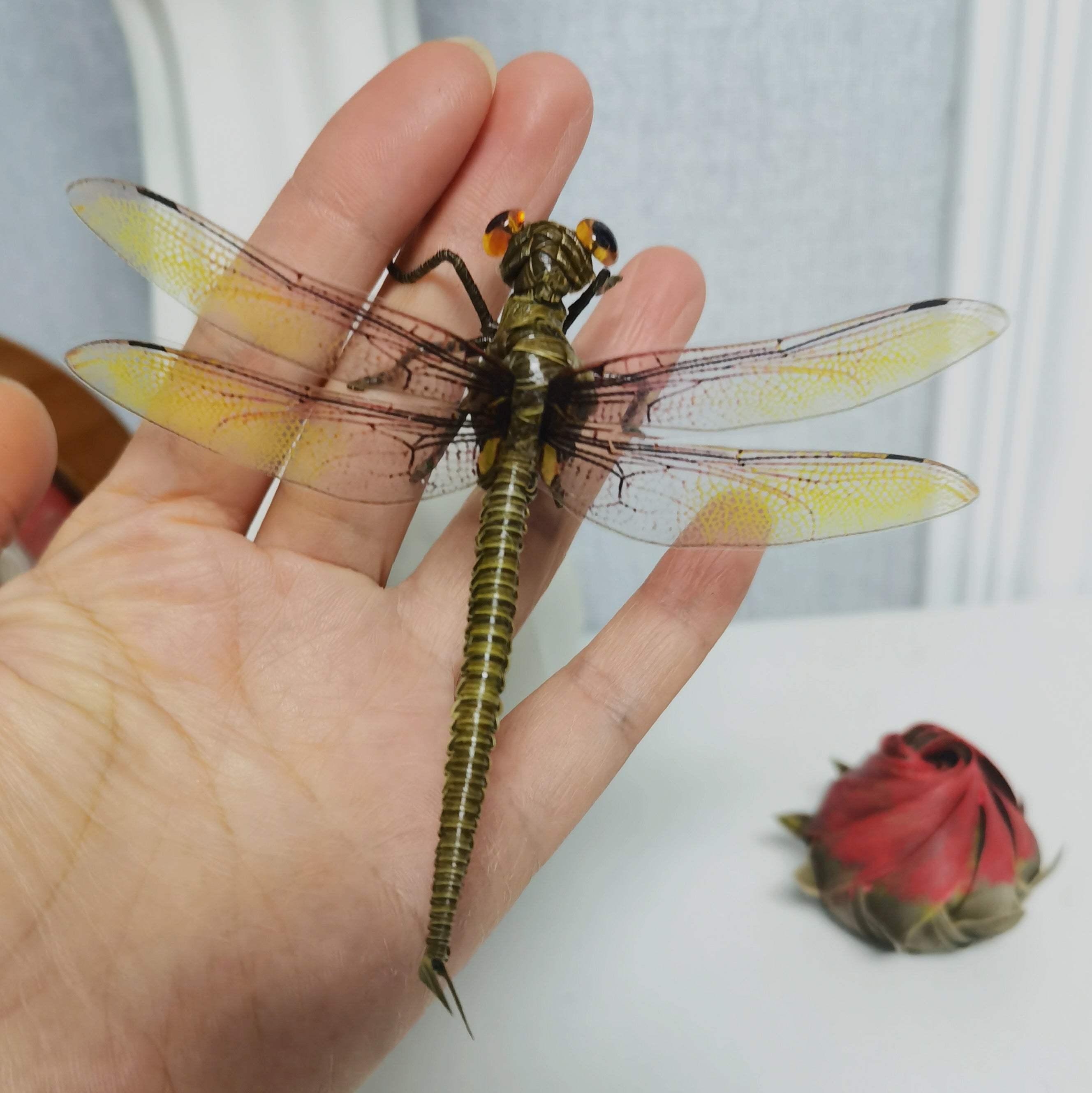 Handwoven Straw Dragonfly – Traditional Chinese Folk Craft