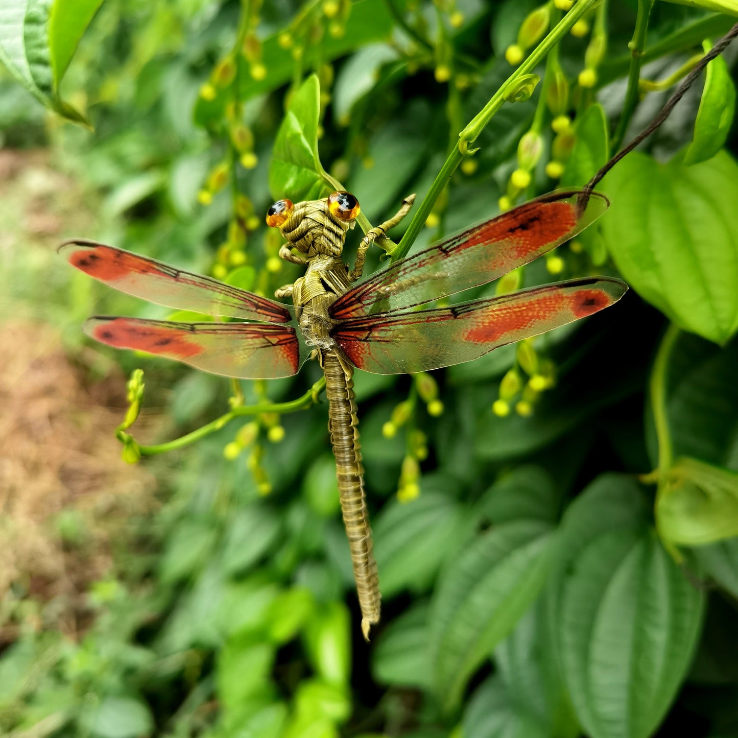 Handwoven Straw Dragonfly – Traditional Chinese Folk Craft