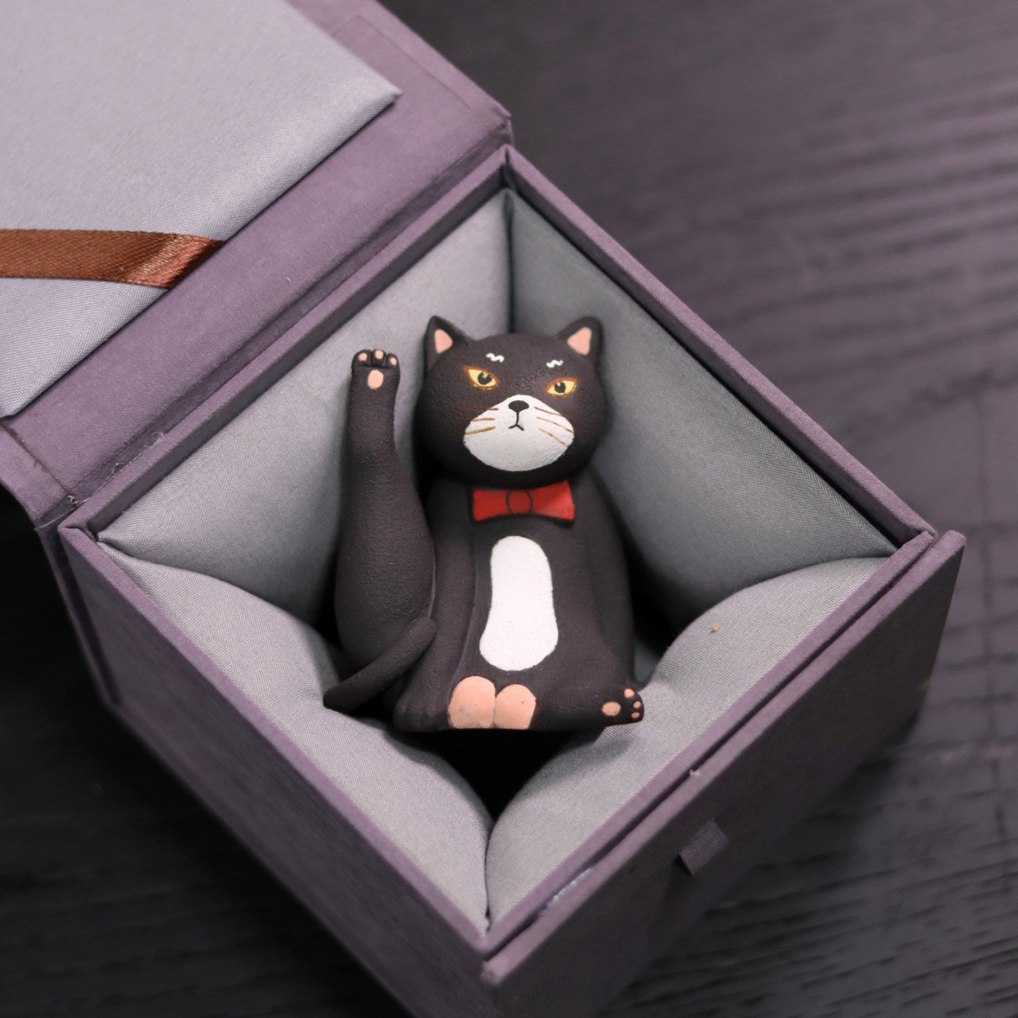 🐈 “Be Present” Cat Tea Pet  Handcrafted Yixing Zisha Ritual Companion