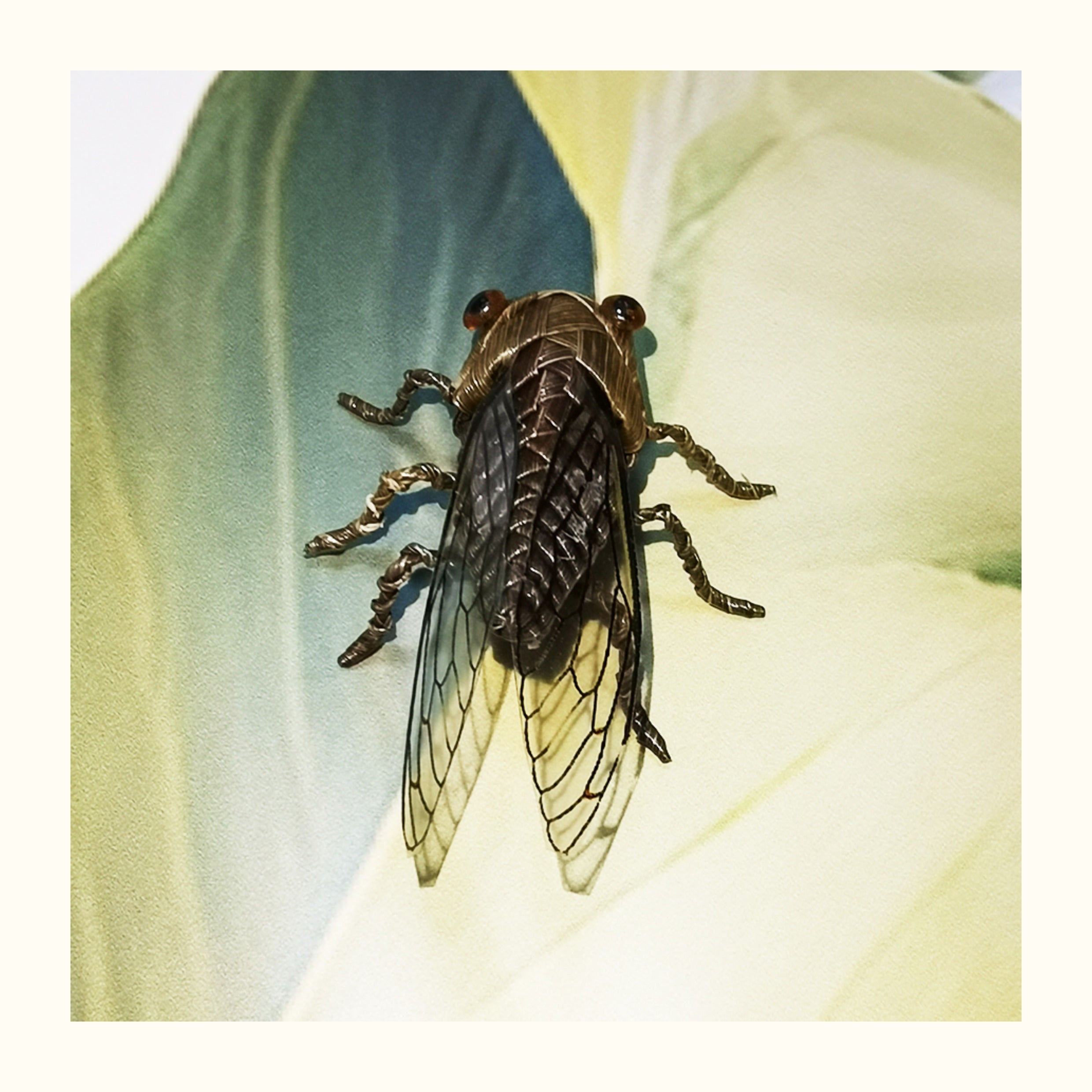 Handwoven Palm Leaf Cicada – Traditional Chinese Folk Craft