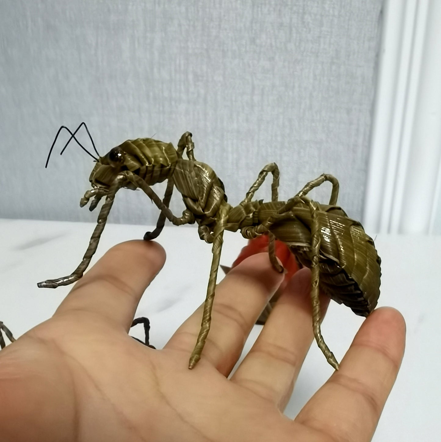 Handwoven Straw Ant – Traditional Chinese Folk Craft