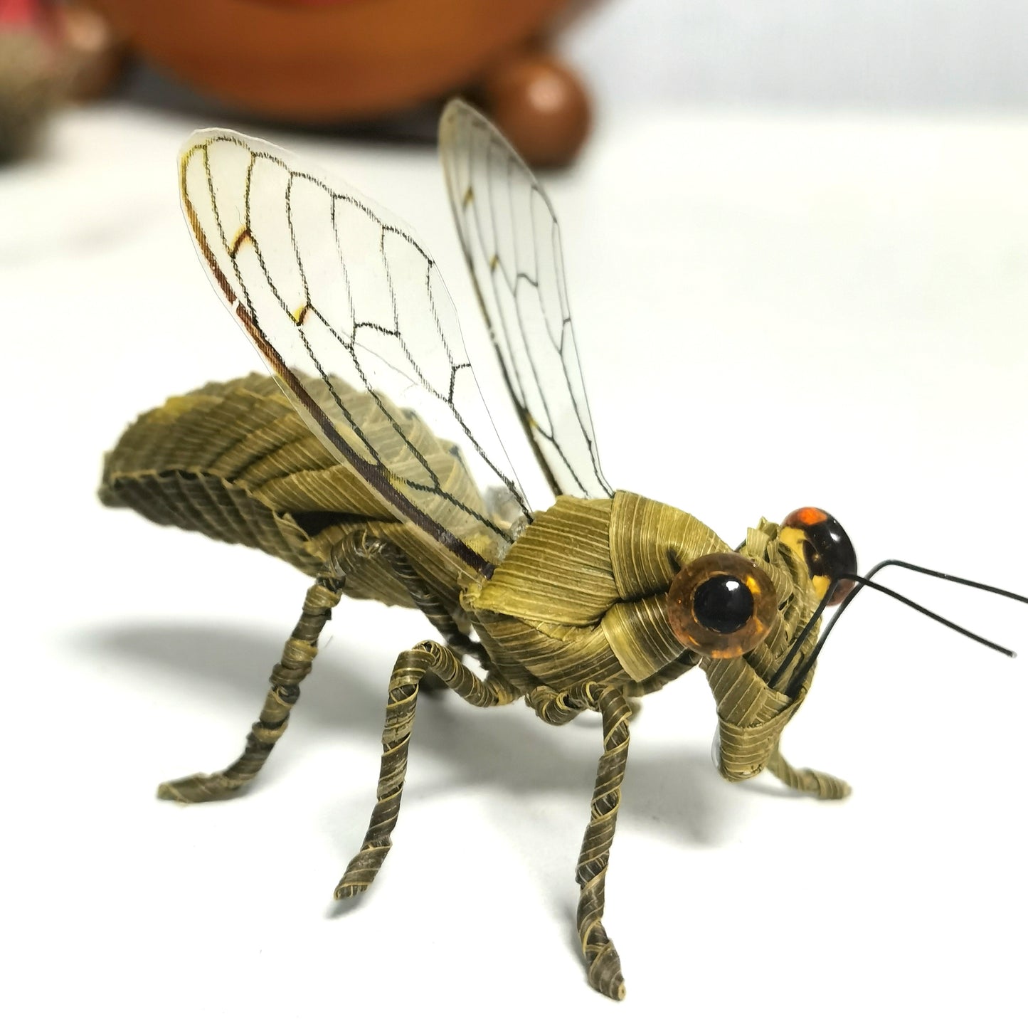 Handwoven Straw Honey Bee Traditional Chinese Palm Leaf Folk Craft