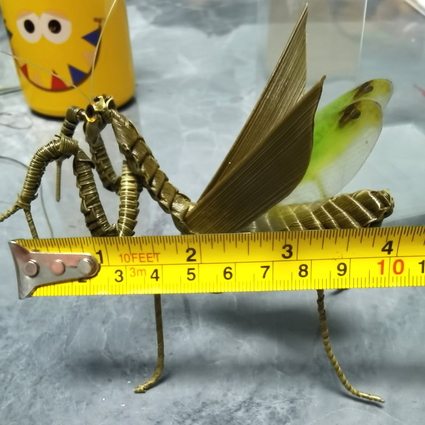 Handwoven Straw Praying Mantis – Traditional Chinese Folk Craft