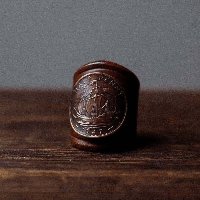 British Penny–Style Bandana Ring 🇬🇧 | Vintage Coin-Inspired Scarf Slide