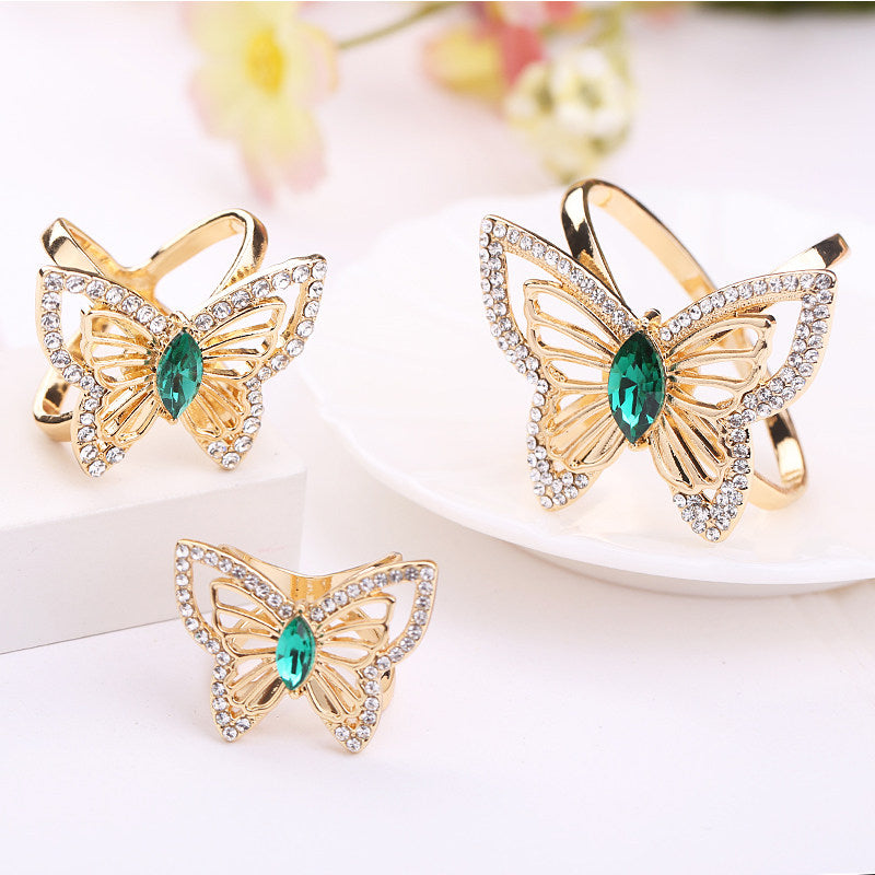 Vintage Floral Rhinestone Scarf Clip – Elegant Butterfly Design (Small / Large)