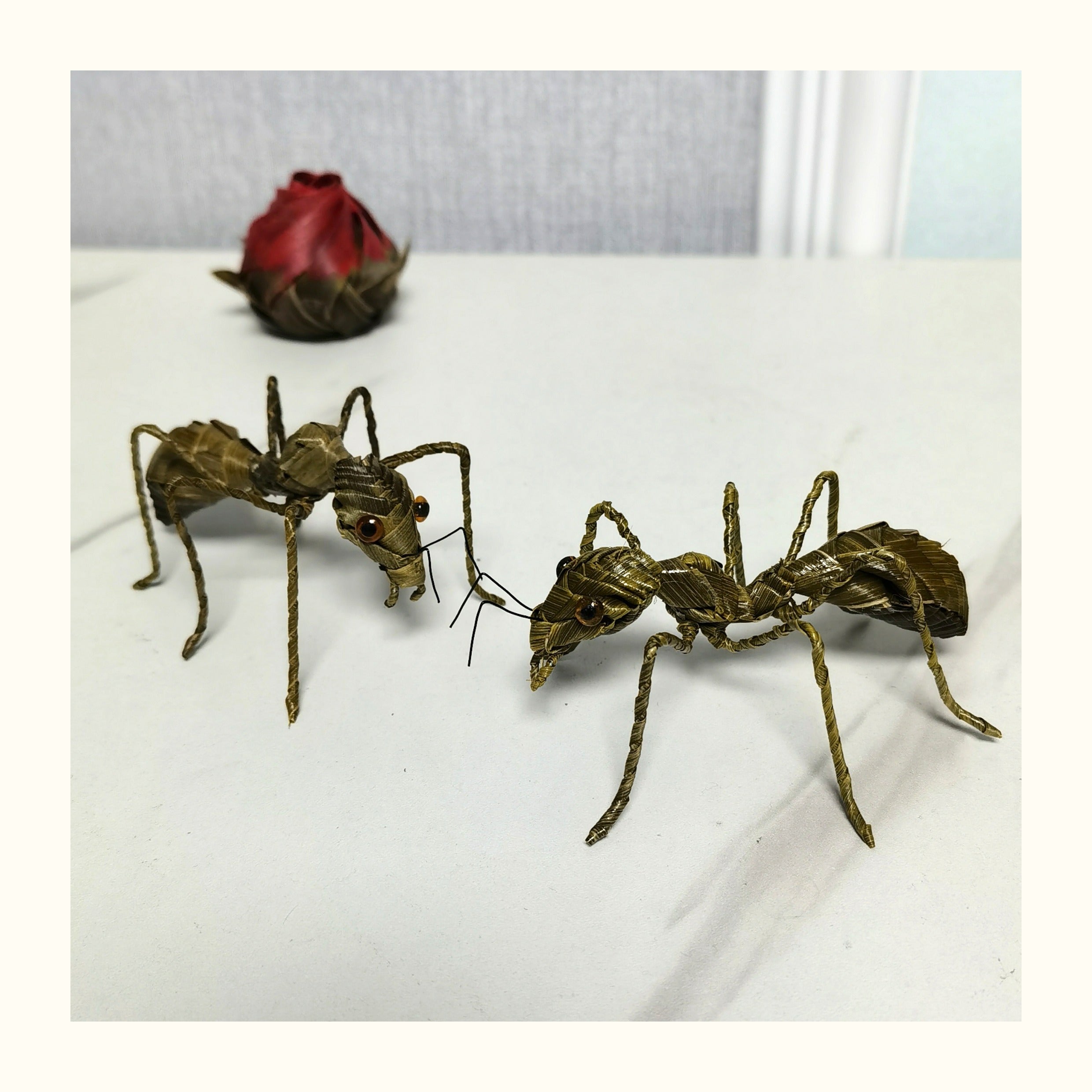 Handwoven Straw Ant – Traditional Chinese Folk Craft