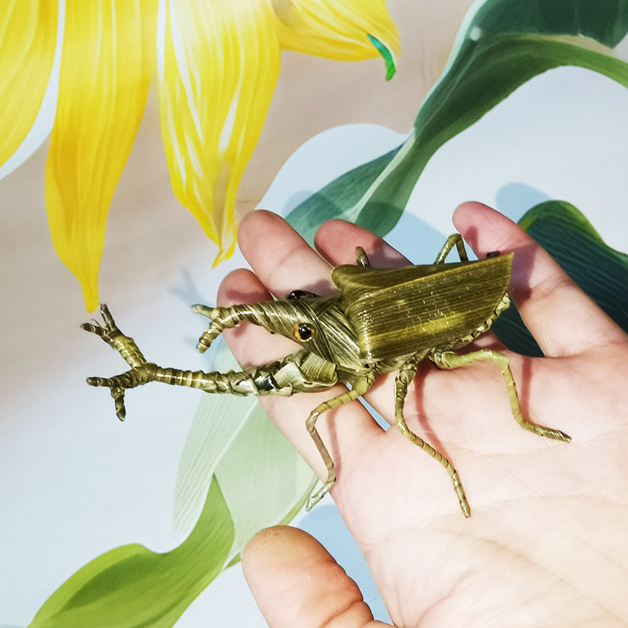 Handwoven Palm Leaf Rhinoceros Beetle – Traditional Folk Insect Art, Nature-Inspired Decor
