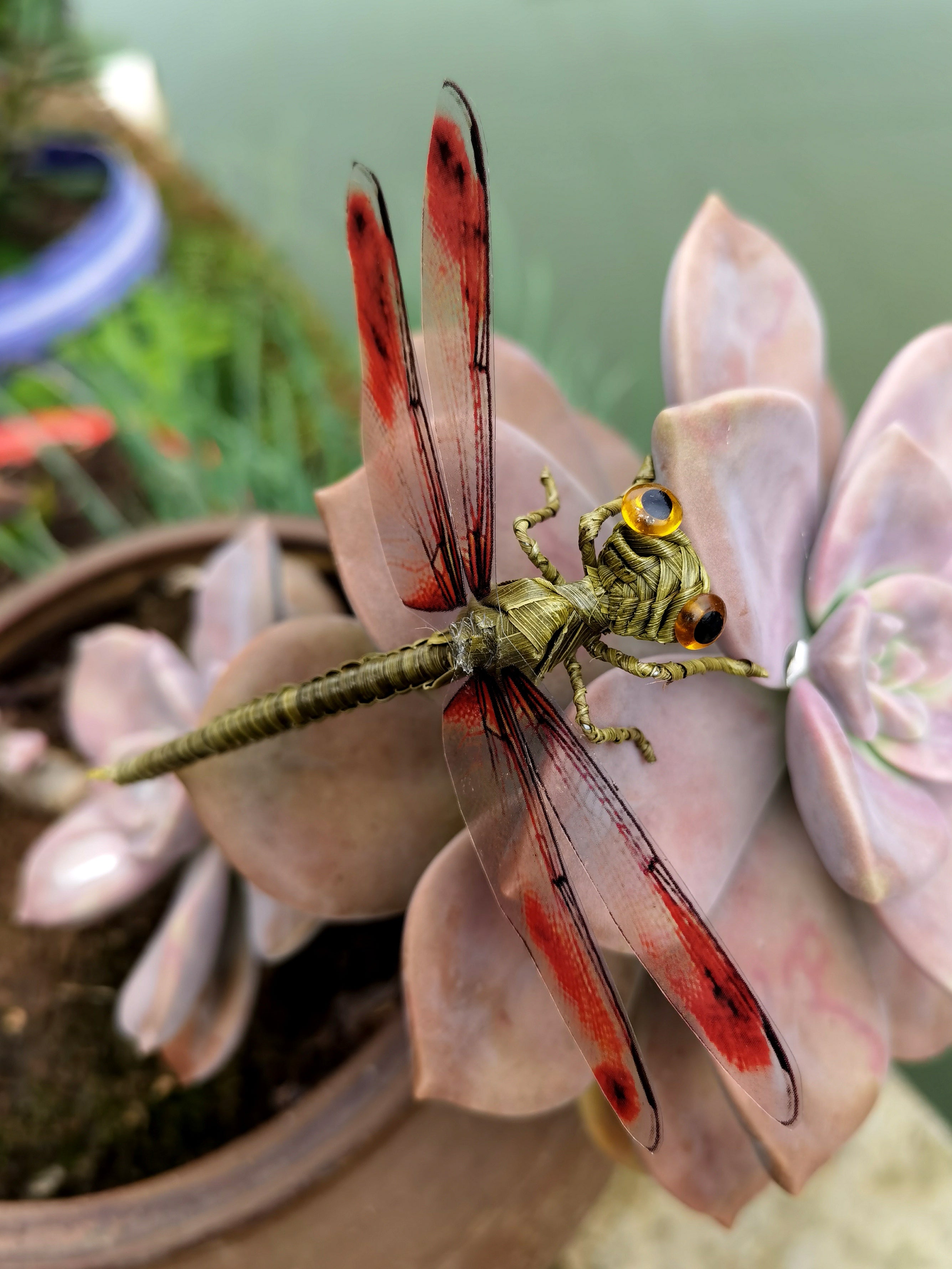 Handwoven Straw Dragonfly – Traditional Chinese Folk Craft