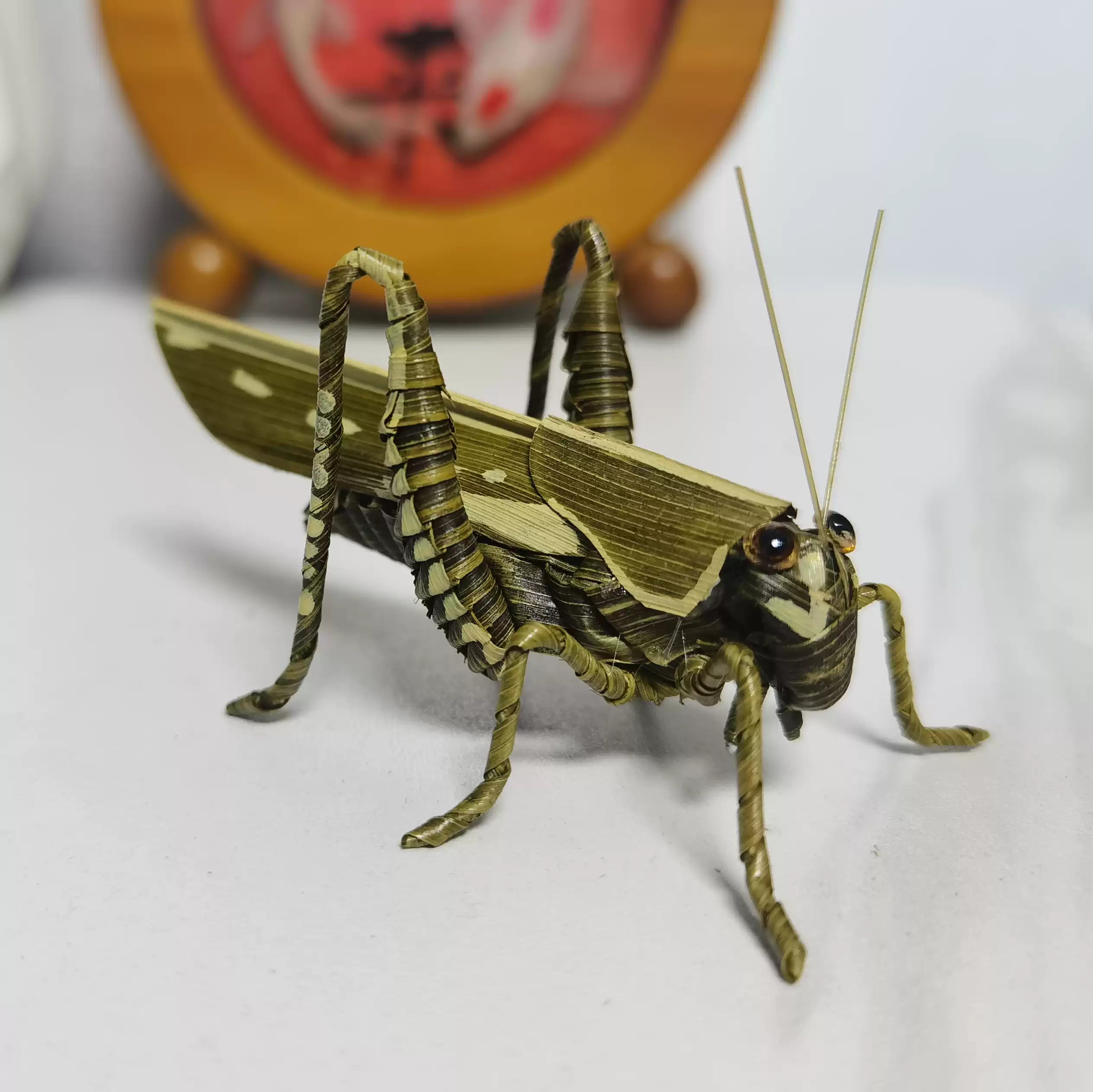 Handwoven Straw Locust – Traditional Chinese Folk Craft