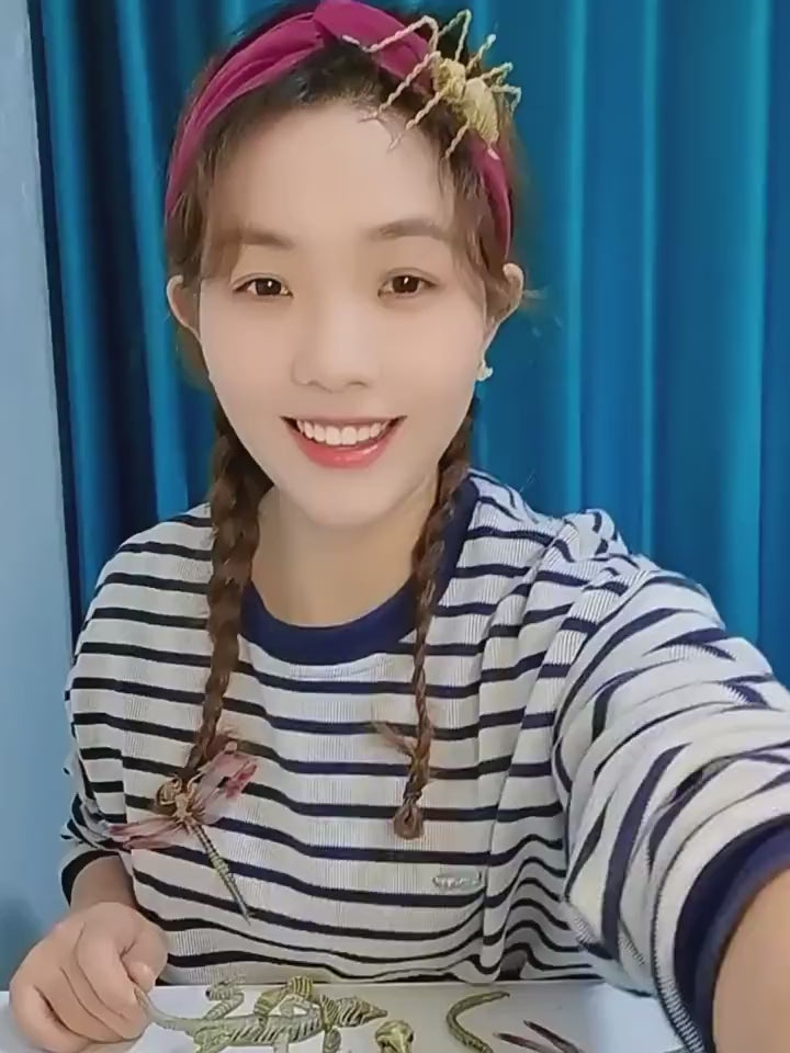 Handwoven Straw Lizard – Traditional Chinese Folk Craft